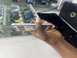 Apple iPhone 11 128 GB White