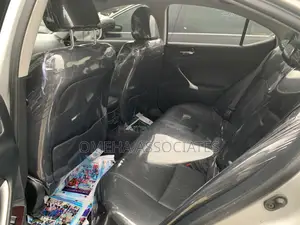 Lexus IS 250 2010 Silver