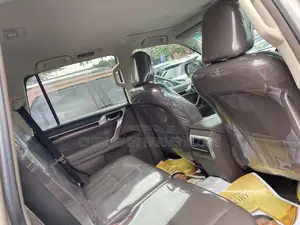 Lexus GX 460 Luxury 2014 Gold