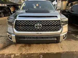 Toyota Tundra 2014 Gray