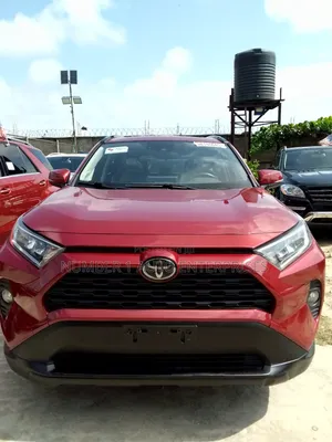 Toyota RAV4 XLE AWD 2020 Red
