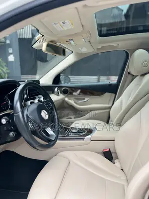 Mercedes-Benz GLC-Class 2017 White