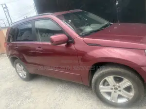 Suzuki Grand Vitara 2.5 V6 Comfort 2007 Red