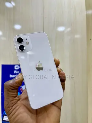 Apple iPhone 12 mini 64 GB White