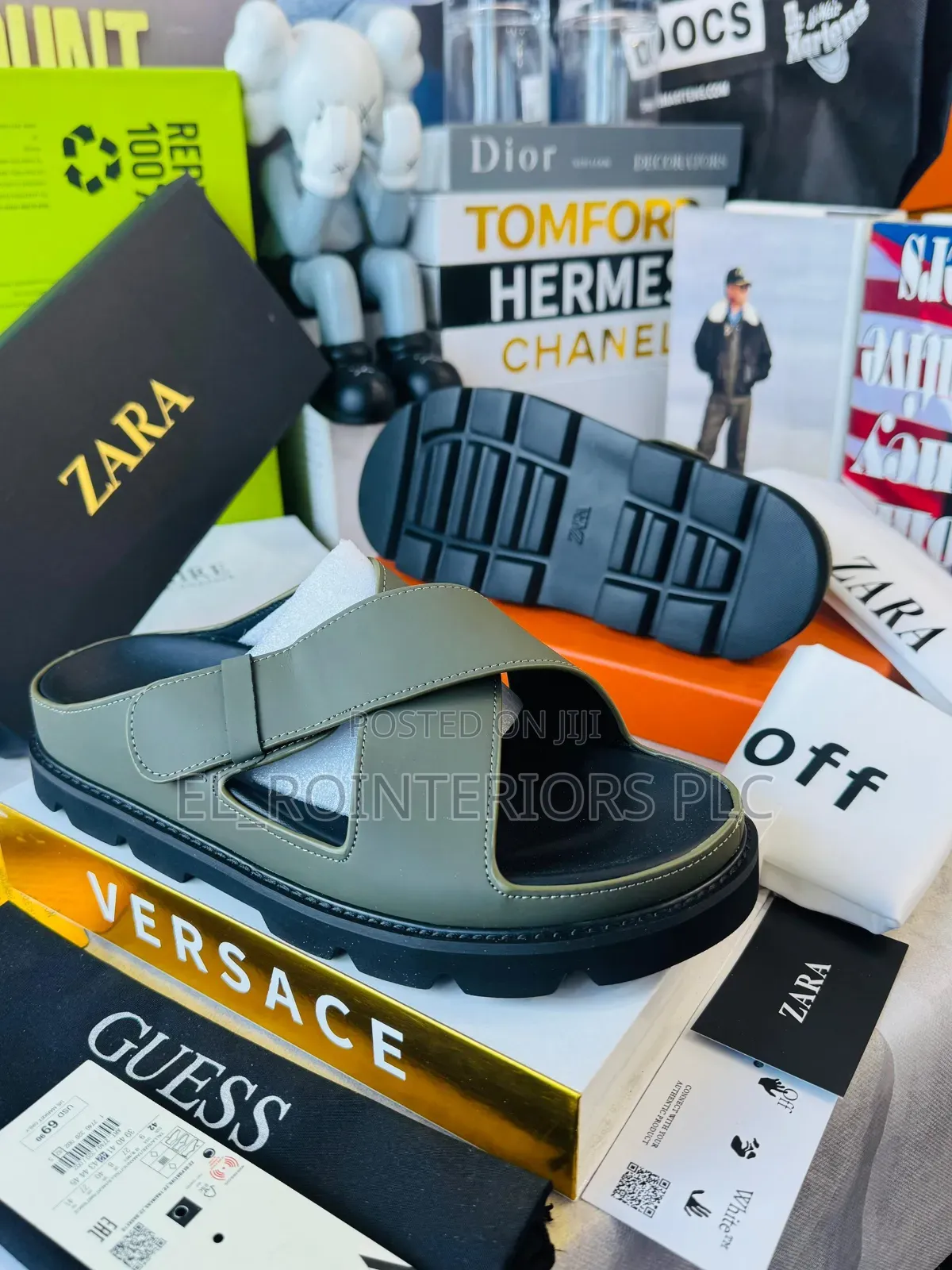 Zara Slides