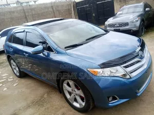 Toyota Venza 2011 Blue