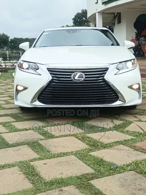 Lexus ES 350 FWD 2017 White