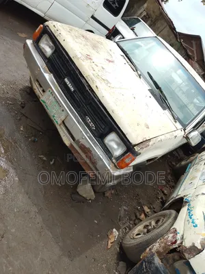 Nissan Pickup 1999 Model