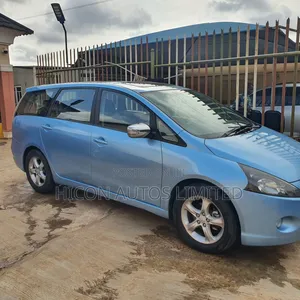 Mitsubishi Grandis 2009 Blue