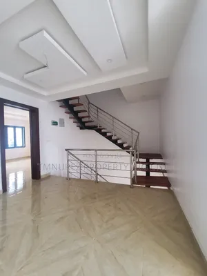 4bdrm Duplex in Lekki Phase1 Estae for rent