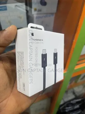 Apple Thunderbolt 4 Pro Cable 1m