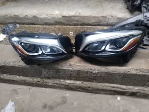 Glc300 Set of Headlight