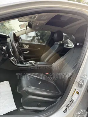 Mercedes-Benz E300 Base RWD Sedan (2.0L 4cyl 9A) 2017 Silver