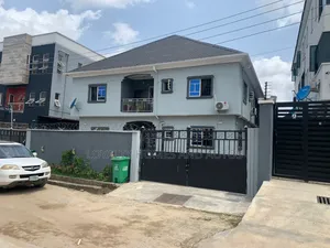 3bdrm Block of Flats in Gbagada Lagos for sale