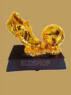 Striker’S Glory Gold Boot Trophy