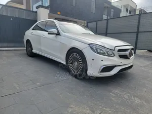 Mercedes-Benz E63 2010 White