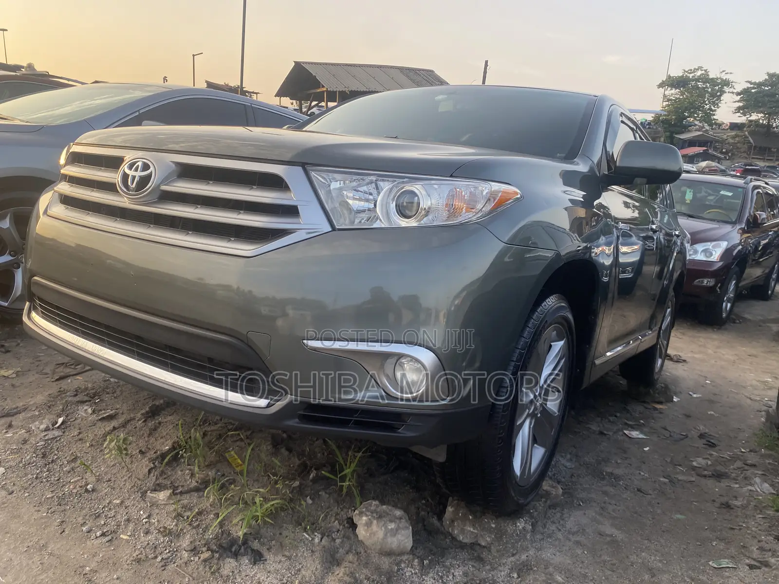 Toyota Highlander Limited 2012 Gray