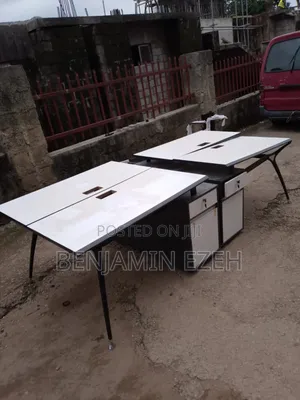 Workstation Table