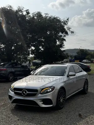 Mercedes-Benz E300 2017 Silver