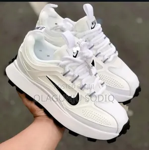 Original DFR 90 Nike Sneakers