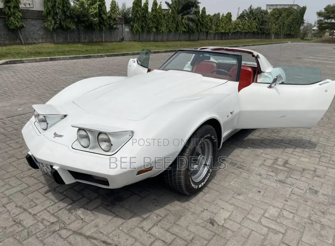 Rent Fancy Cars for Photo Shoots and Weddings