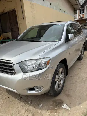 Toyota Highlander 2010 Silver