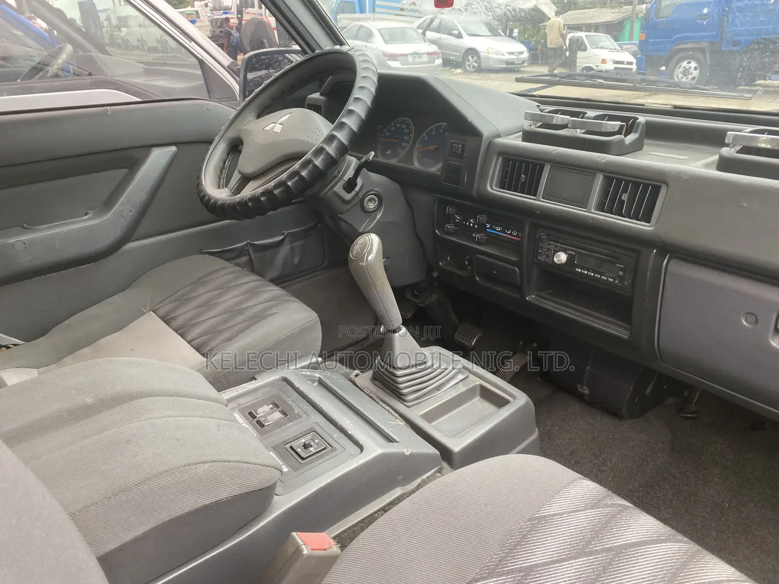 Mitsubishi Delica 2014 Grey