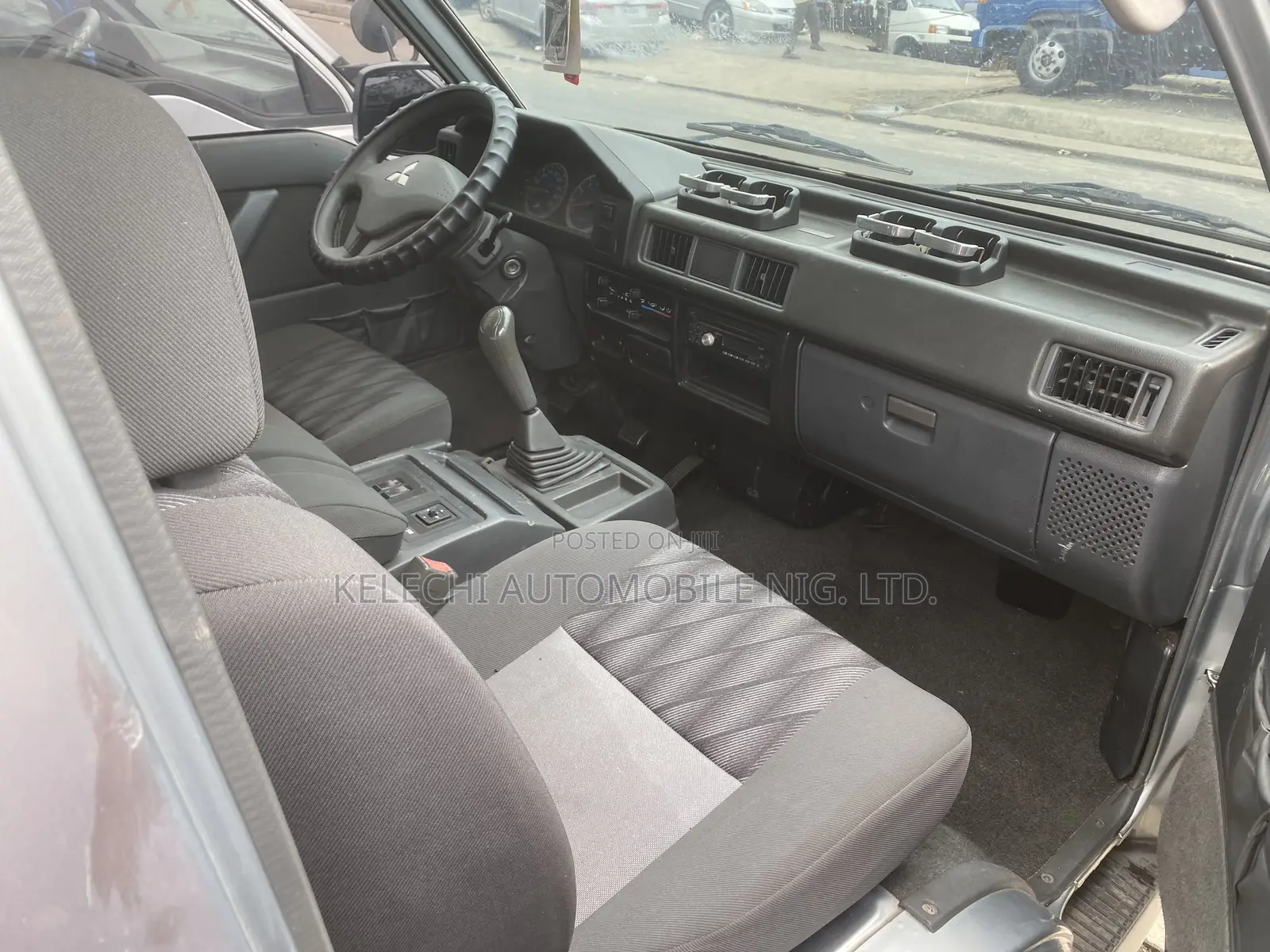 Mitsubishi Delica 2014 Grey