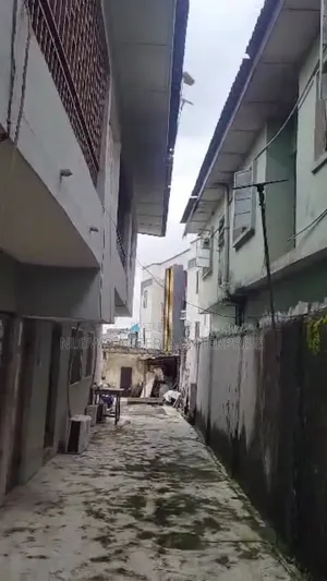 2bdrm Block of Flats in Shomorin Estate, Ifako-Gbagada for sale