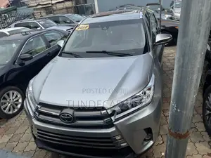 Toyota Highlander 2018 Silver