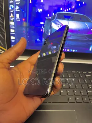 Apple iPhone X 64 GB Black