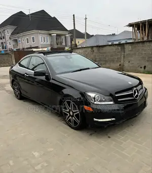 Mercedes-Benz C350 C350e Hybrid RWD 2015 Black