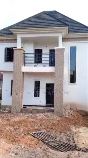 3bdrm Duplex in Toni Estate , Enugu for sale