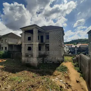 5bdrm Duplex in Asokoro District for sale