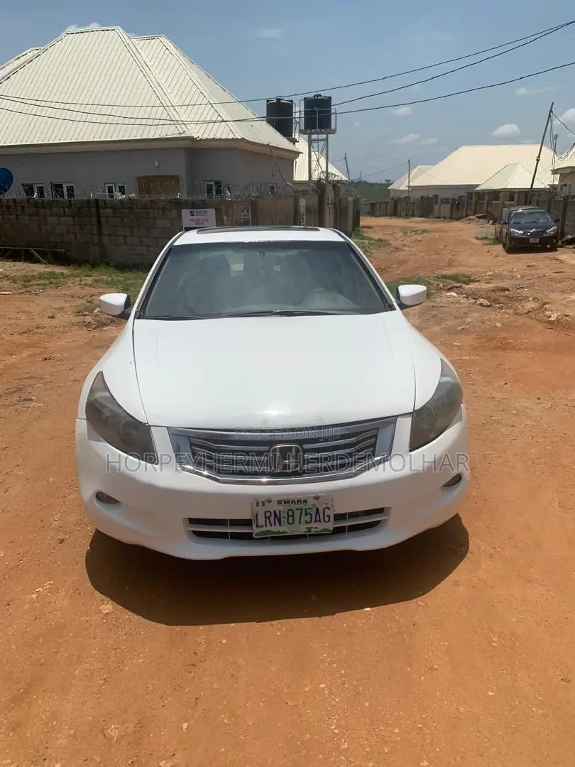 Honda Accord EX V6 Automatic 2009 White
