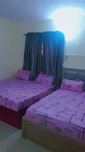 Girl's House