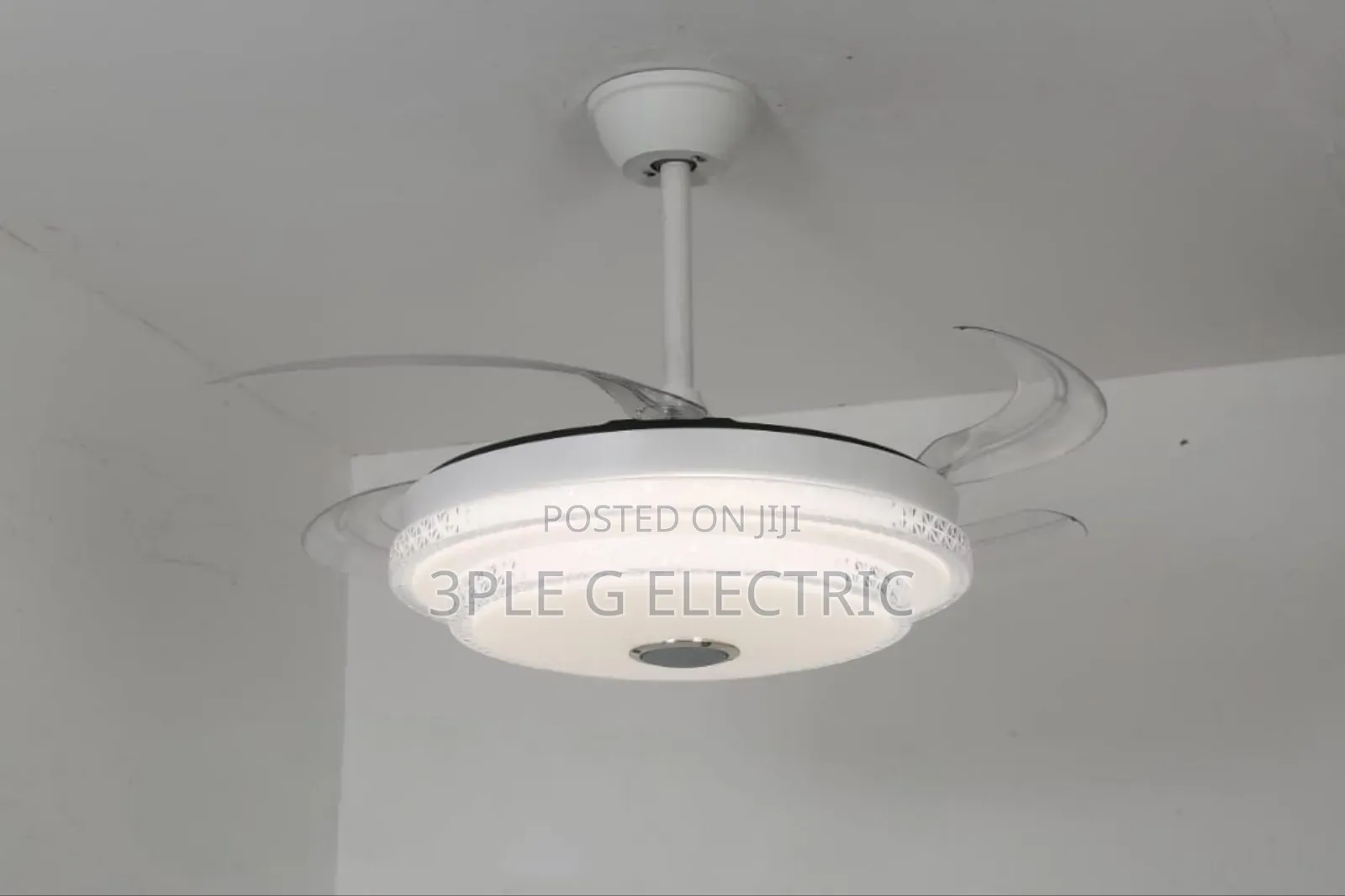 Standard Fan Chandelier With Remote Control