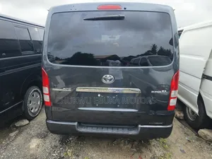Toyota HiAce 2012 Grey