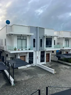4bdrm Duplex in Osapa Lekki Lagos for rent