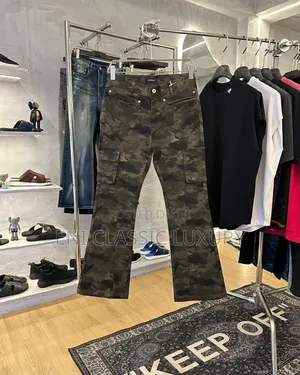 100% Quality Luxury Men's Jeans Well Branded