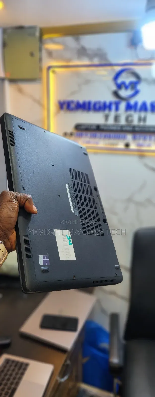 Laptop Dell Latitude 5550 8GB Intel Core i5 SSD 256GB