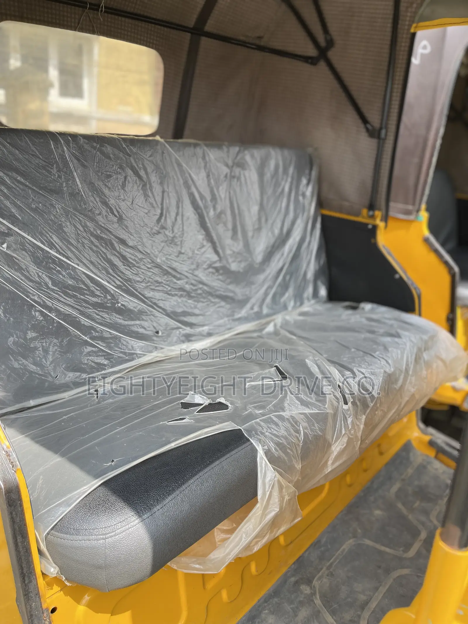 TVS King Deluxe Plus iTouch Start 2024 Yellow