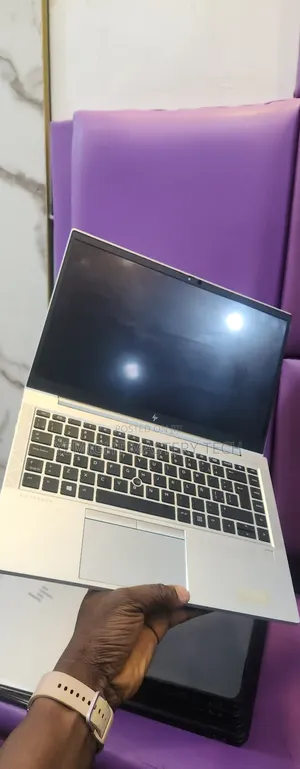 Laptop HP EliteBook 845 G7 16GB AMD Ryzen 7 SSD 512GB