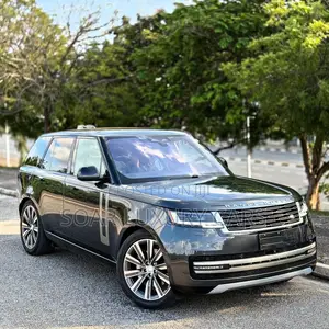 Land Rover Range Rover Vogue 2023 Gray