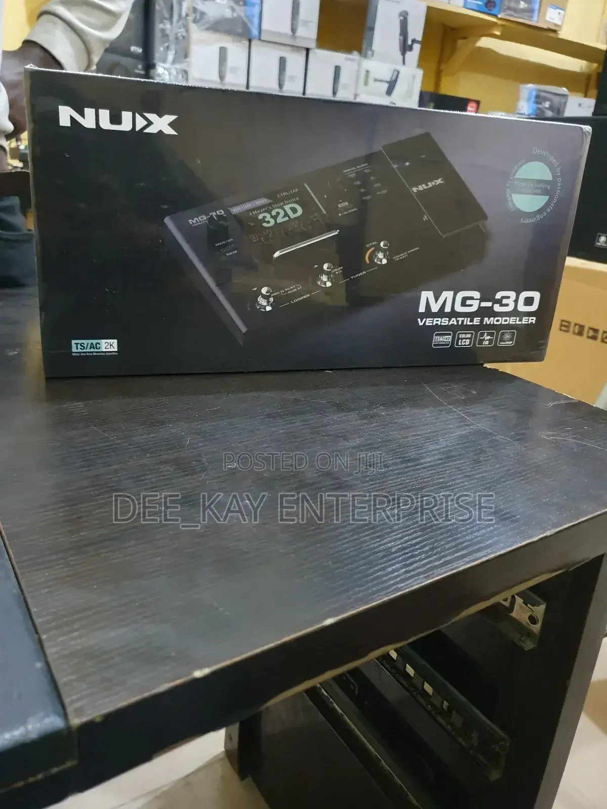 Nux Mg-30 Versatile Modeler Guitar Effect