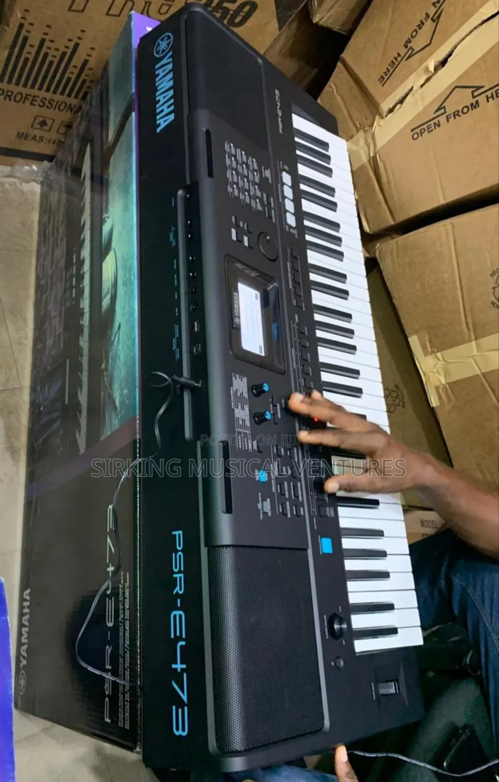 Yamaha Keyboard PSR E473 With Adopter