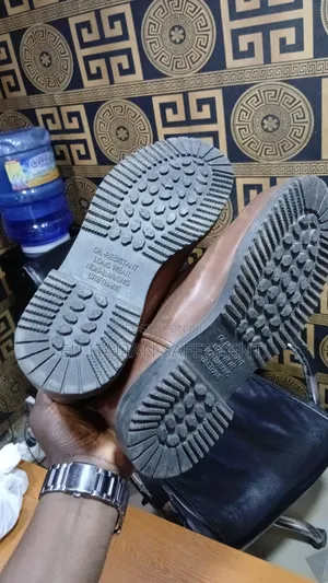 Liquid Metal Safety Boot