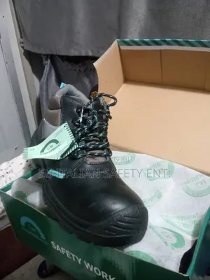 Liquid Metal Safety Boot