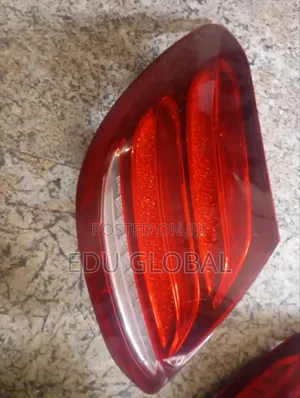 E400 2017 Back Light 2017 Driverside