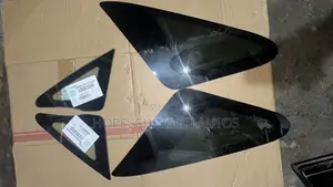 Vent Glass for Toyota Venza